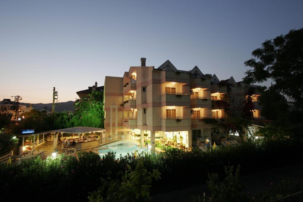 Erdenhan Apart Hotel Marmaris Exterior photo