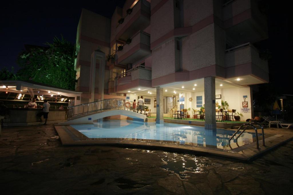 Erdenhan Apart Hotel Marmaris Exterior photo