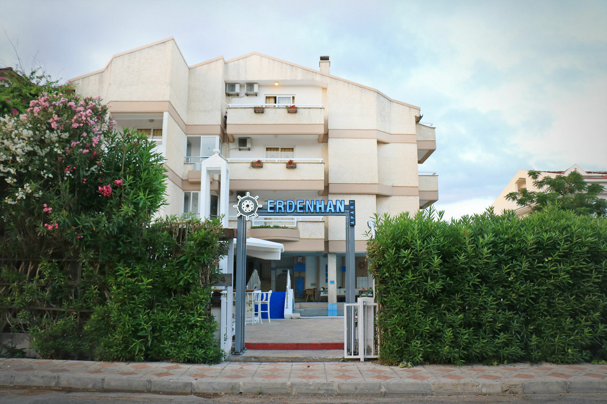 Erdenhan Apart Hotel Marmaris Exterior photo